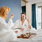 Novotel מלון