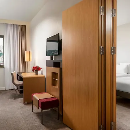 Szálloda Novotel 5*