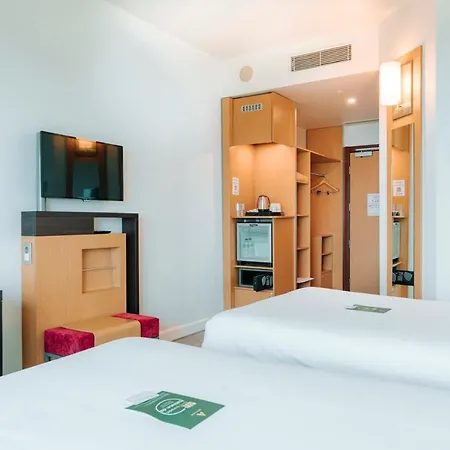 Novotel