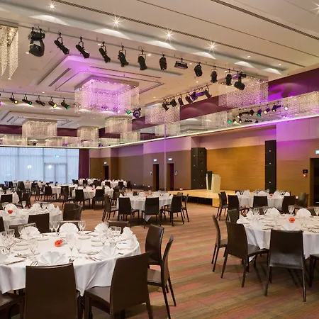 Отель Novotel 5*