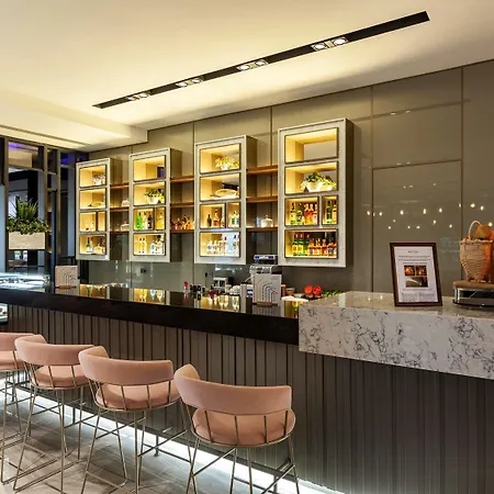 Ξενοδοχείο Novotel 5*