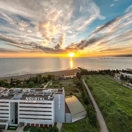 Novotel 5*