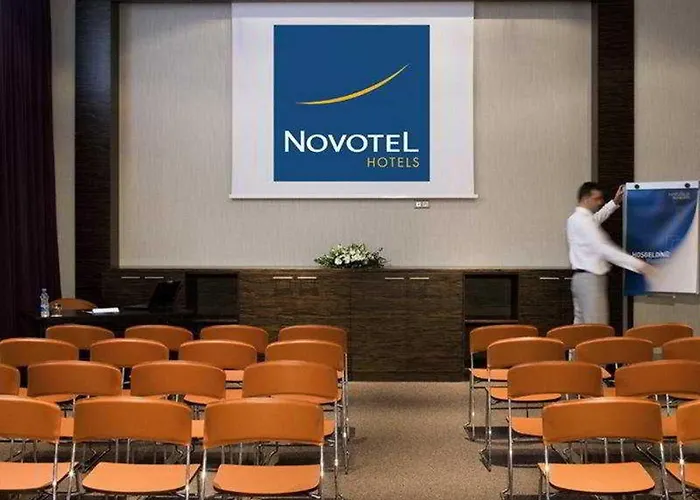 Отель Novotel